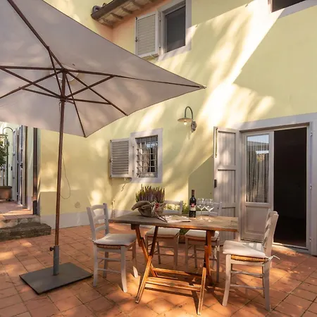Borgo Casorelle 20 Vacavilla Exclusive Villa *